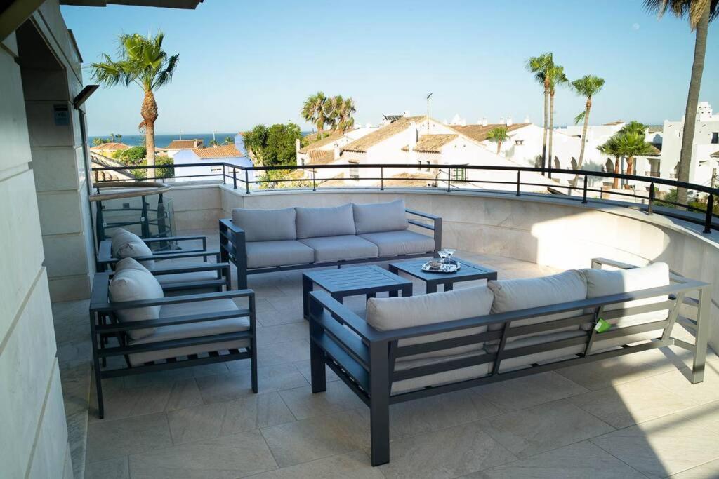 Beachside Villa in Puerto Marina, Benalmádena Exterior foto